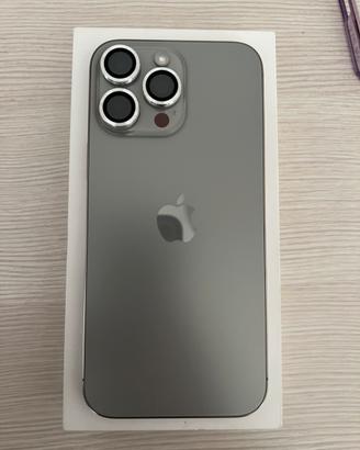 iPhone 16 pro max 256 gb titanio