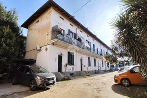 CASA DI CORTE A SEDRIANO