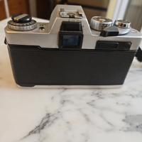 macchina fotografica retro' yashica