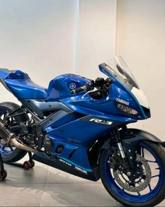 Yamaha R3 PISTA