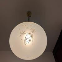 Lampadario a sfera in vetro decorato