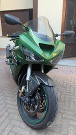 Kawasaki ninja ZX6R 