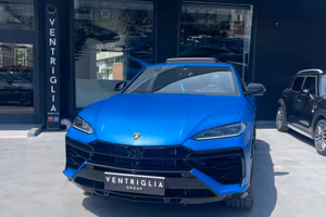 Lamborghini Urus 4.0 SE 2.000KM