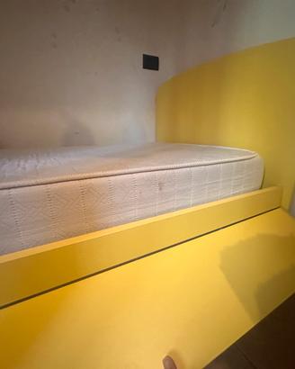 Letto singolo con cassetto e doppia rete e materas