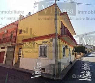 Appartamento indip. con tavernetta e garage