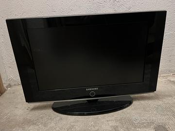 TV Samsung 26” LCD LE26S86BD – HDMI – HD Ready