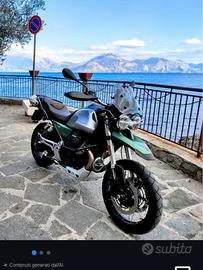 Moto Guzzi v85tt centenario