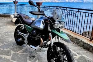 Moto Guzzi v85tt centenario