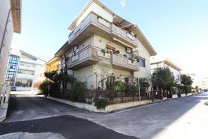 CASA INDIPENDENTE A TORTORETO