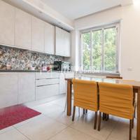 Trilocale ristrutturato con box