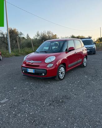 500L 2015 1.4 Lounge 95cv