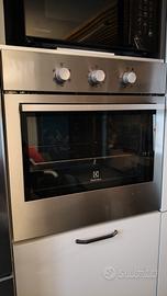 Forno da Cucina Electrolux umcb30nh da incasso 