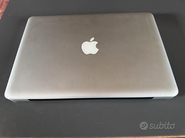 MacBook Pro 13”  i5  4Gb di ram  512 Gb hard disk
