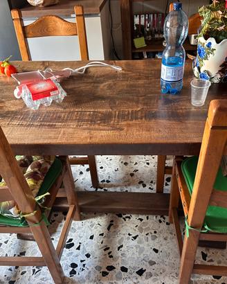 Tavolo in legno