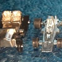 2 Modellini di auto in miniatura da collezionare