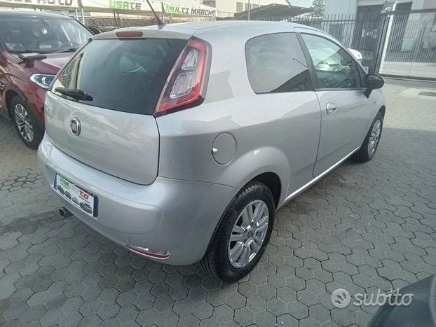 Vulcano Auto - FIAT PUNTO EVO 1.4 8V 3 PORTE EASYPOWER LOUNGE