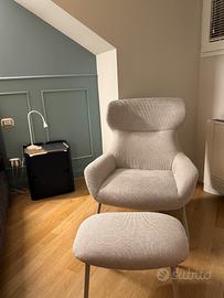 Nuova Poltrona e pouf ciniglia