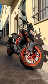 KTM DUKE 125 2023