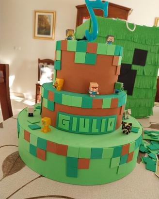 Torta finta per Compleanno mod. MineKraft Lego.
