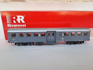 Carrozza corbellini  2 classe FS. Rivarossi 1:87