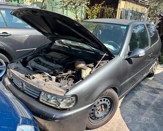 VOLKSWAGEN POLO per ricambi usati