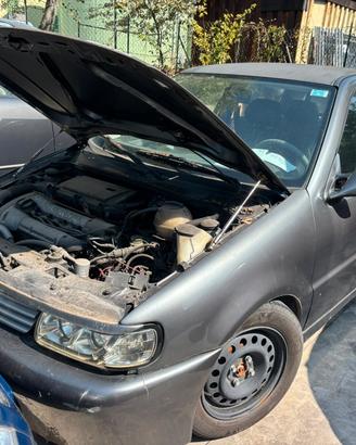 VOLKSWAGEN POLO per ricambi usati