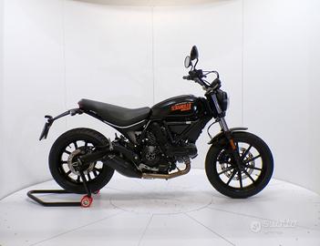 Ducati Scrambler 400 Sixty2