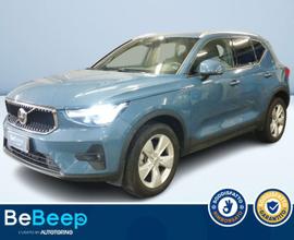 Volvo XC40 2.0 B3 CORE AUTO