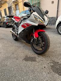 Yamaha R6