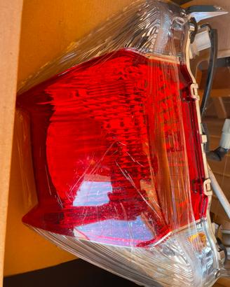 Fanale posteriore Tmax