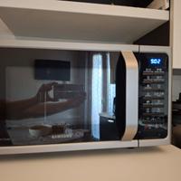 Forno Microonde piu Grill ( combinato - Samsung )