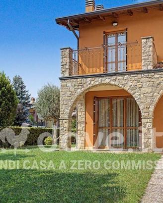Villa di 190 m² con 4 locali e box auto doppio a C