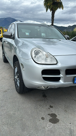 Porsche cayenne GPL 4.5 s triptronic