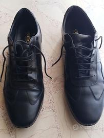 Geox. Uomo nero. N 44