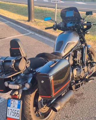 HONDA REBEL 1100 SUPER ACCESSORIATA!!