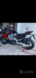 Aprilia tuono 1100 factory