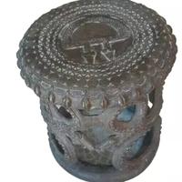 Tabouret Royal Arte Africana in bronzo antico 