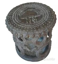 Tabouret Royal Arte Africana in bronzo antico 