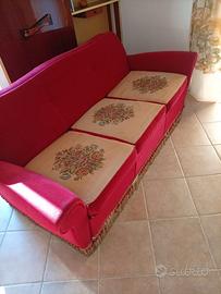 Set divano letto, 2 poltrone e tavolino