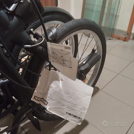 Bici pieghevole nuova.