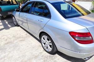 MERCEDES Classe C 220