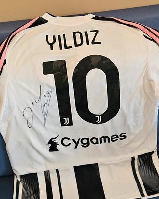 Maglia autografata Yildiz con prove di autenticità