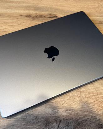MacBook Pro 14" 2021 - Apple M1 Pro - 16 GB RAM