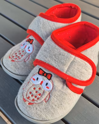 Pantofola calda per bimba con gufetto