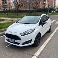 Ford Fiesta 1.0- 100 cv.  6/2016- km 38.000