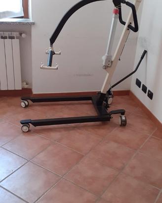 Sollevatore per disabili