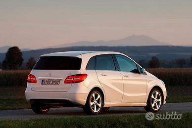 Ricambi mercedes classe b 2015