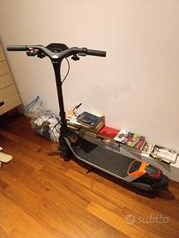 monopattino ninebot p65 come nuovo