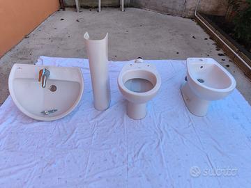 Tris di sanitari - WC water, Bidet, Lavandino