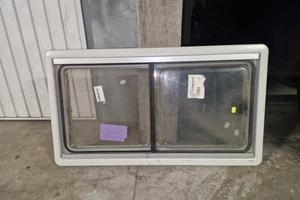 finestre camper e roulotte doemtoc setiz polyplast